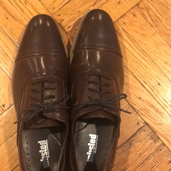 Kenneth Cole Oxford men’s brown dress shoes - Picture 3 of 4